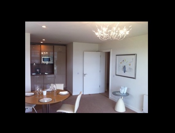 Charlestown slider 4